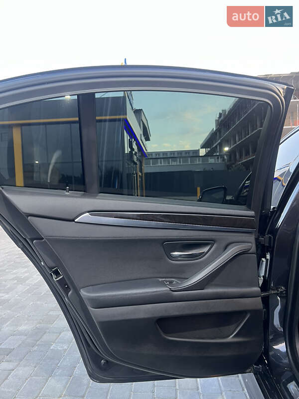 Седан BMW 5 Series 2014 в Харькове