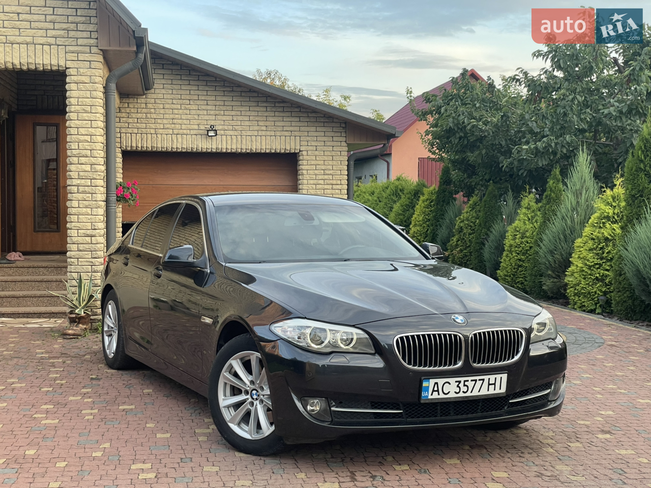 2010 BMW 5er - мініатюра 26