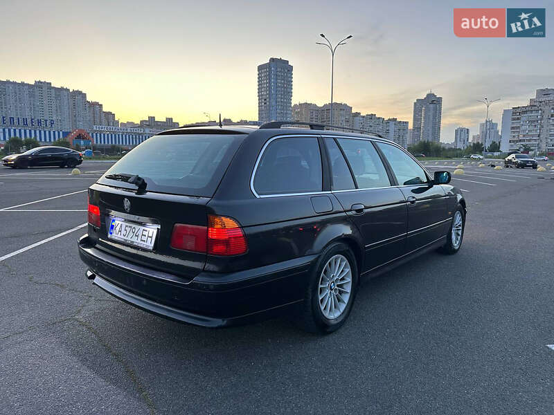 Универсал BMW 5 Series 2000 в Киеве