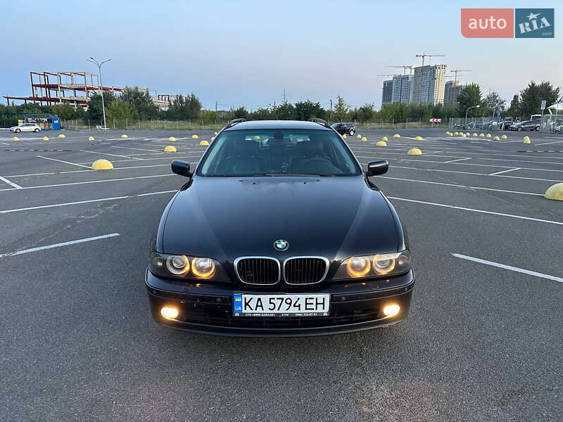 Универсал BMW 5 Series 2000 в Киеве