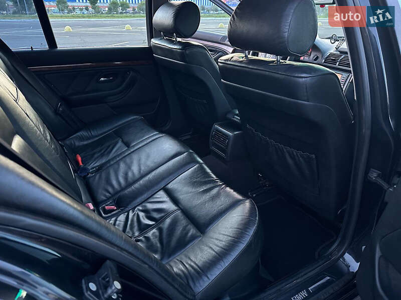 Универсал BMW 5 Series 2000 в Киеве