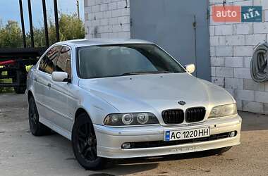Седан BMW 5 Series 2002 в Камені-Каширському