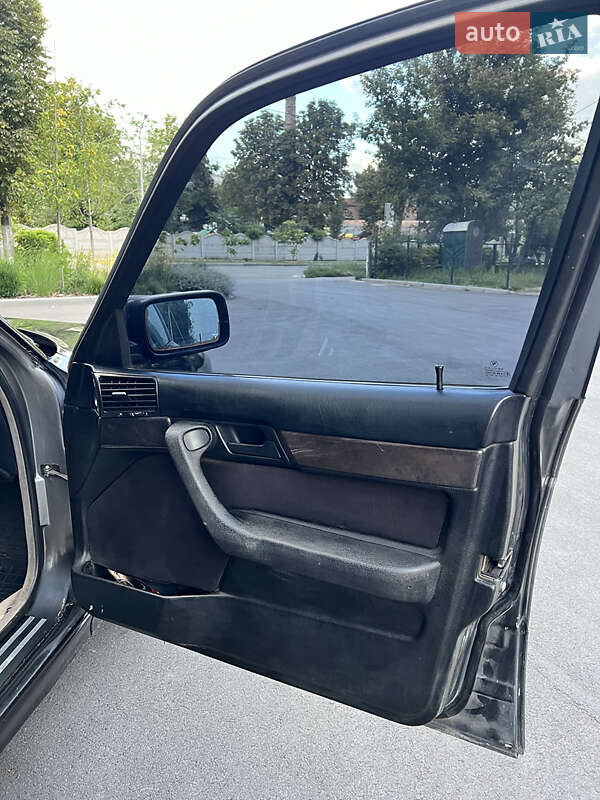 Седан BMW 5 Series 1994 в Фастові