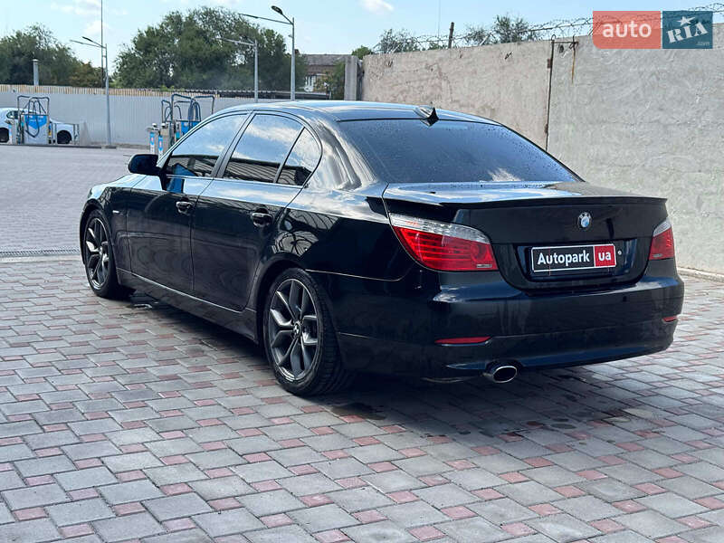Седан BMW 5 Series 2008 в Запоріжжі
