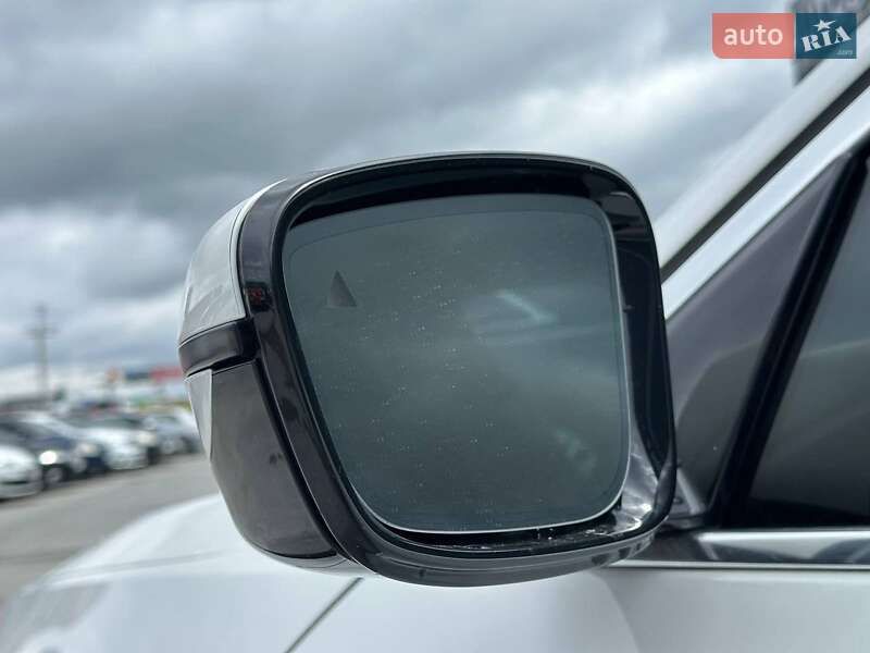 Седан BMW 5 Series 2018 в Львове