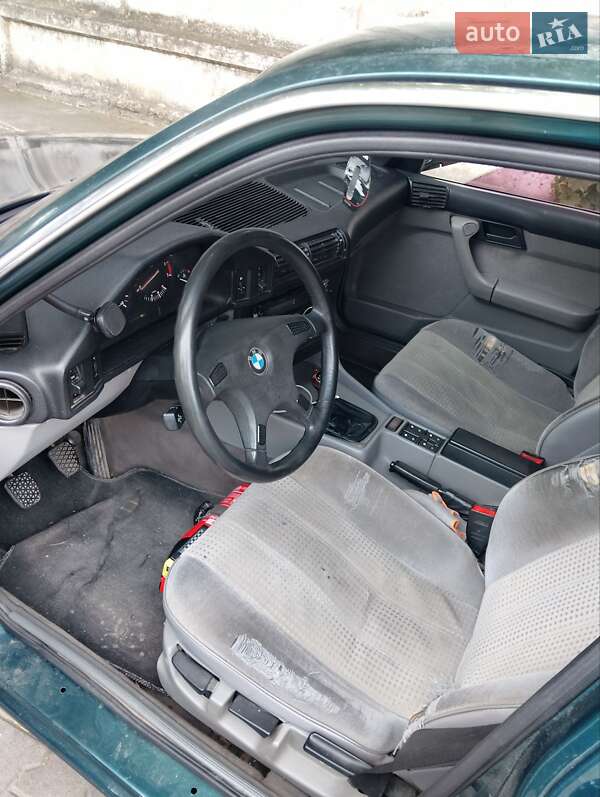 Седан BMW 5 Series 1990 в Ровно фото 3 Седан BMW 5 Series 1990 в Ровно