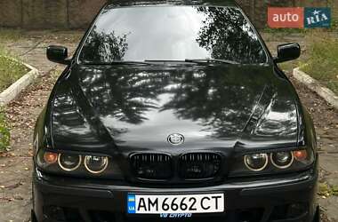 Седан BMW 5 Series 2002 в Коростене