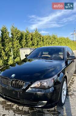 Седан BMW 5 Series 2008 в Чернівцях