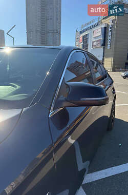 Седан BMW 5 Series 2014 в Киеве