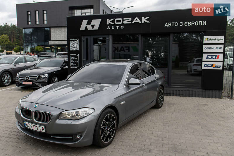 Седан BMW 5 Series 2011 в Львові