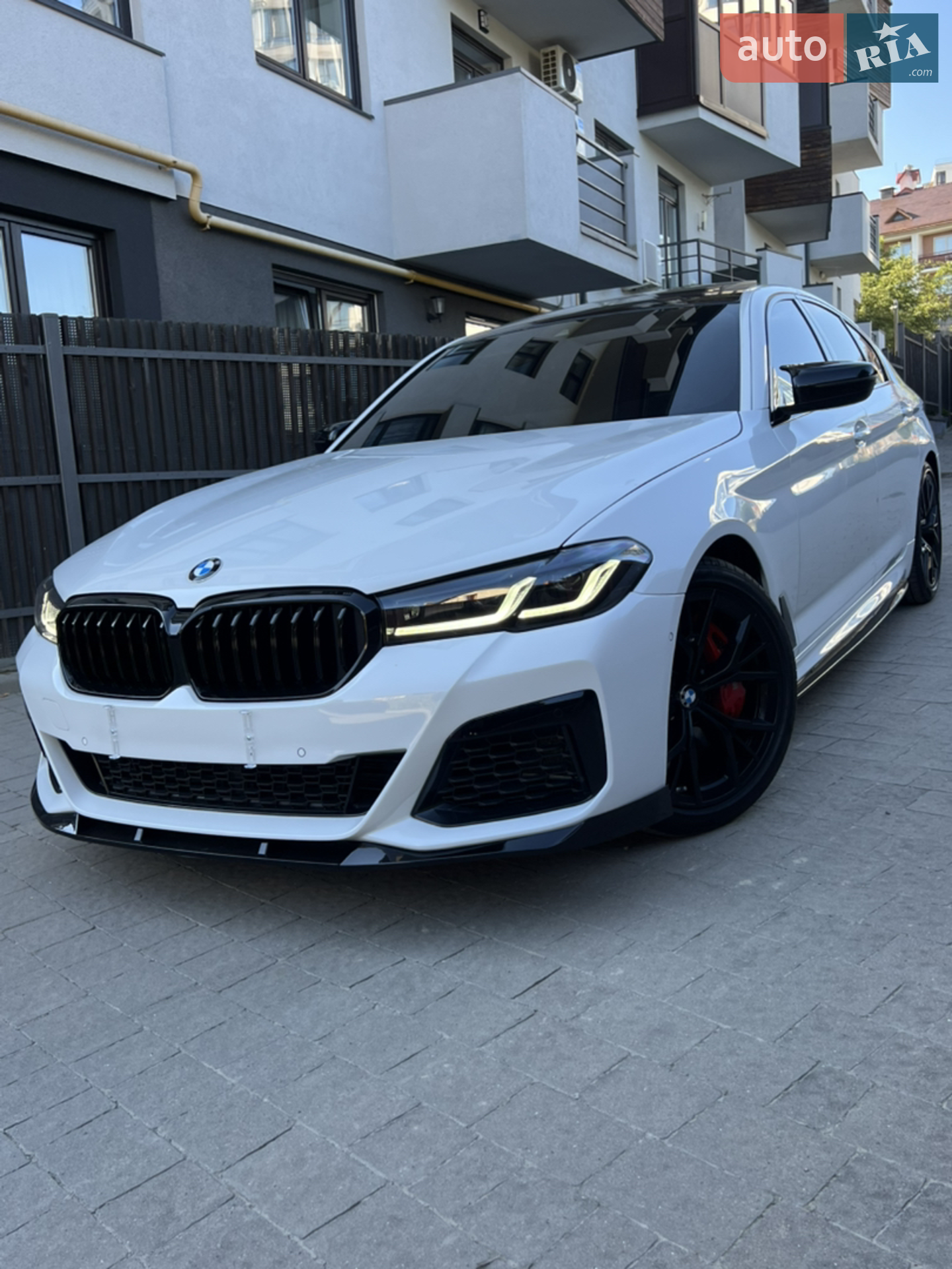 2022 BMW 5er - мініатюра 2