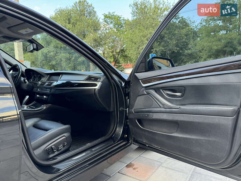 Седан BMW 5 Series 2014 в Києві