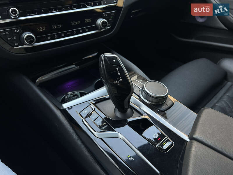 Седан BMW 5 Series 2020 в Запоріжжі
