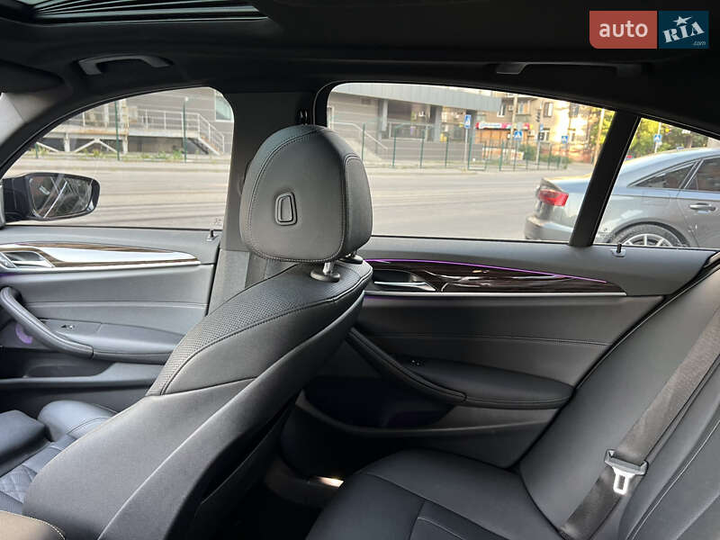 Седан BMW 5 Series 2020 в Запоріжжі