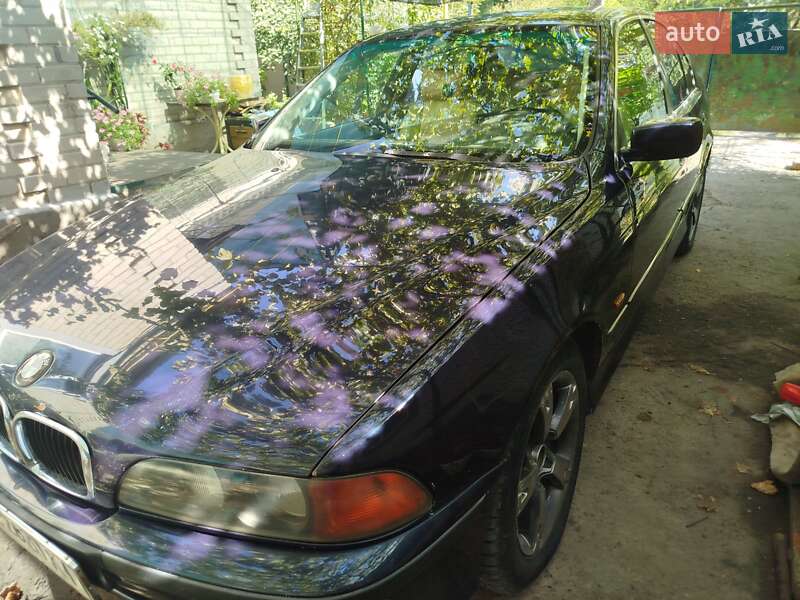 Седан BMW 5 Series 1999 в Новомосковске