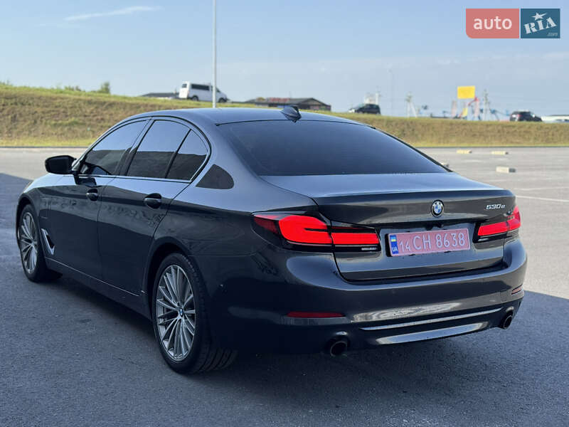 Седан BMW 5 Series 2019 в Львове