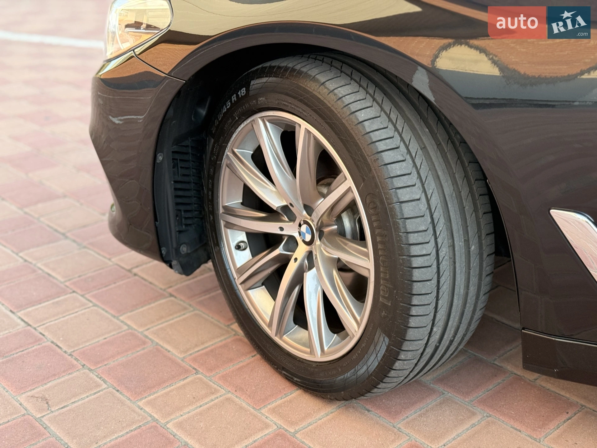 BMW 5 Series 2017 VIN WBAJC31050WA79092 фото оголошення 11 з 29