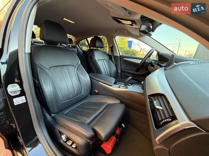 Седан BMW 5 Series 2017 в Одессе