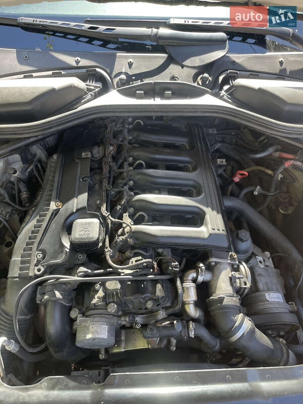 Седан BMW 5 Series 2004 в Хмельницком