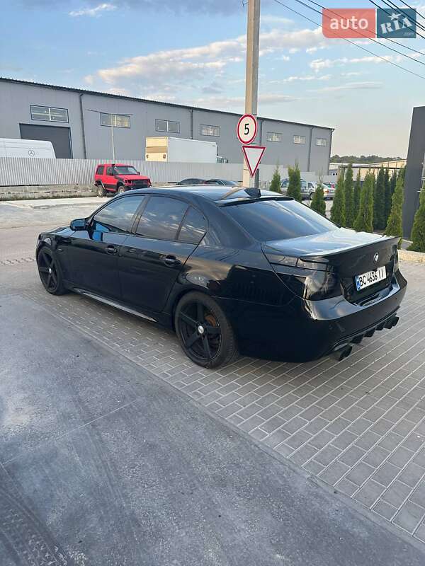 Седан BMW 5 Series 2005 в Львове