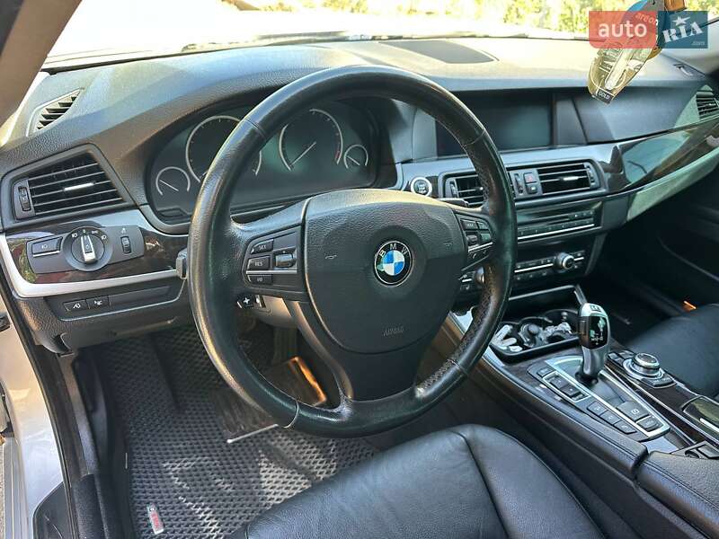 Седан BMW 5 Series 2012 в Татарбунарах фото 12 Седан BMW 5 Series 2012 в Татарбунарах