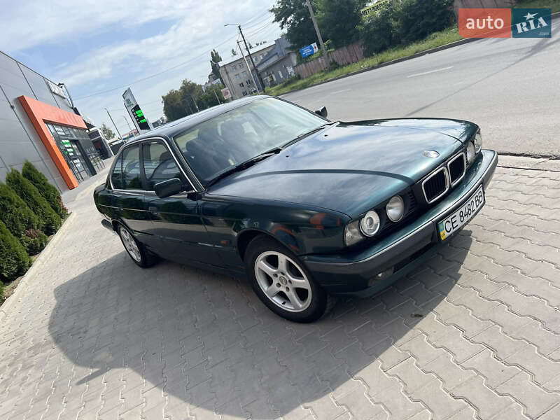 Седан BMW 5 Series 1995 в Чернівцях