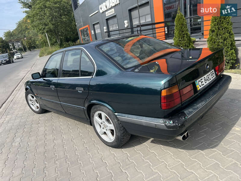 Седан BMW 5 Series 1995 в Чернівцях