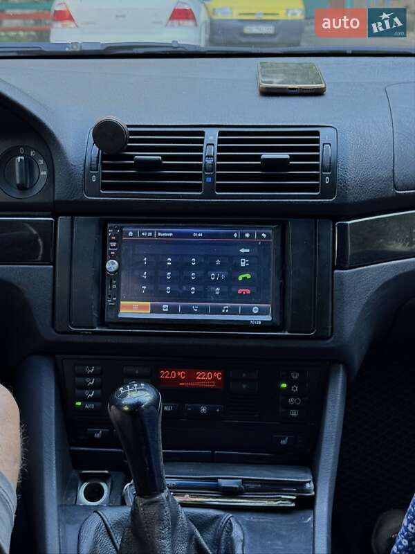 Седан BMW 5 Series 1999 в Березанке