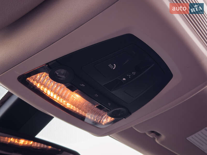 Седан BMW 5 Series 2014 в Коростене