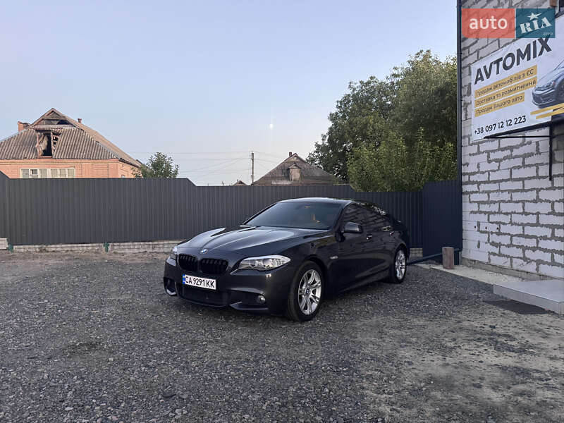 Седан BMW 5 Series 2012 в Звенигородке