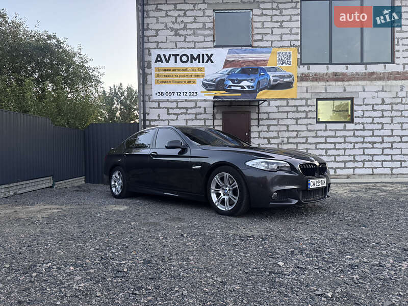 Седан BMW 5 Series 2012 в Звенигородке