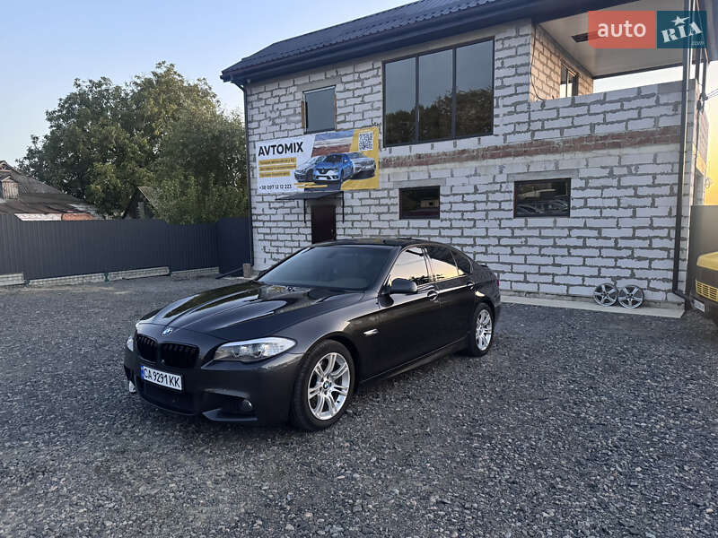 Седан BMW 5 Series 2012 в Звенигородке
