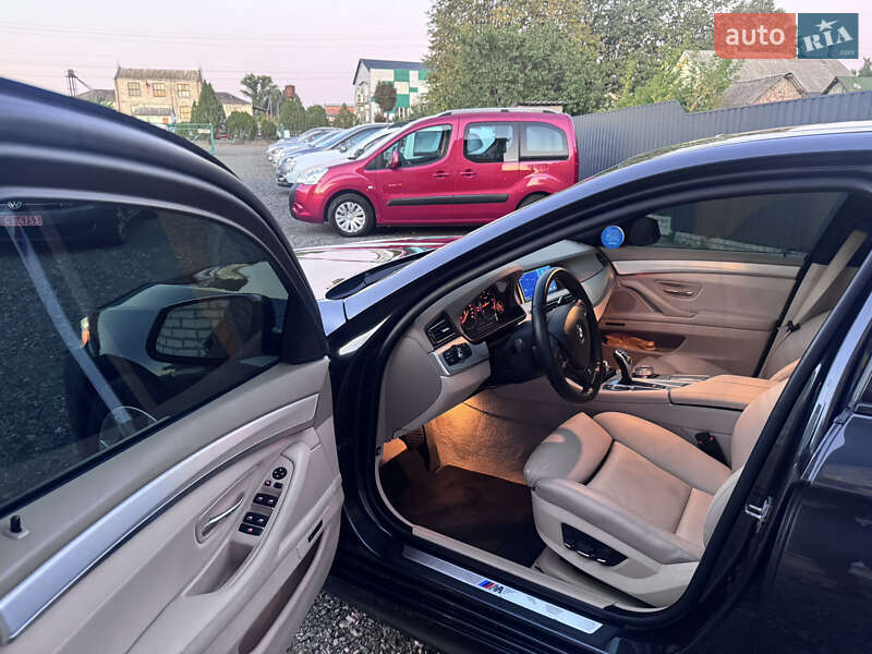 Седан BMW 5 Series 2012 в Звенигородке