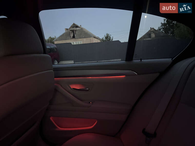 Седан BMW 5 Series 2012 в Звенигородке