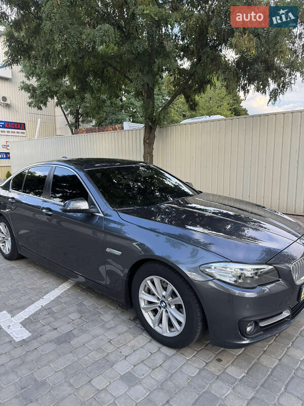 Седан BMW 5 Series 2016 в Кременчуге