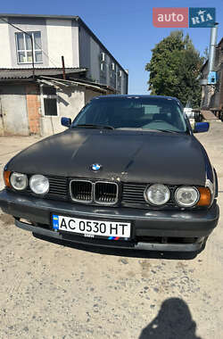 Седан BMW 5 Series 1994 в Ровно
