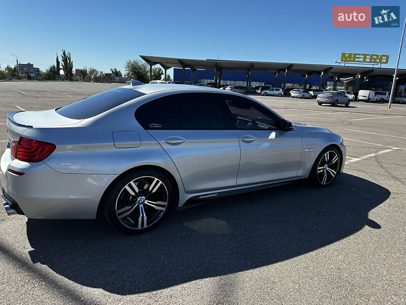 Седан BMW 5 Series 2014 в Кривом Роге