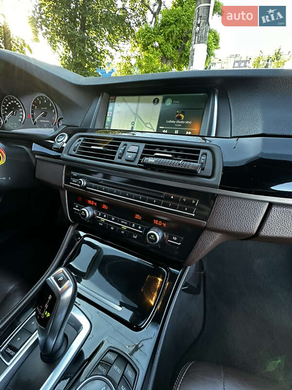 Седан BMW 5 Series 2014 в Кривом Роге