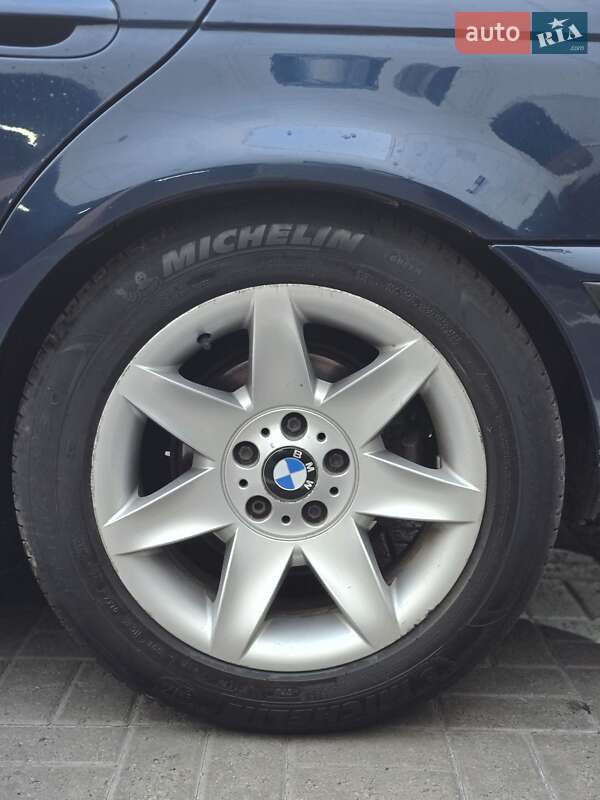 Седан BMW 5 Series 1999 в Киеве