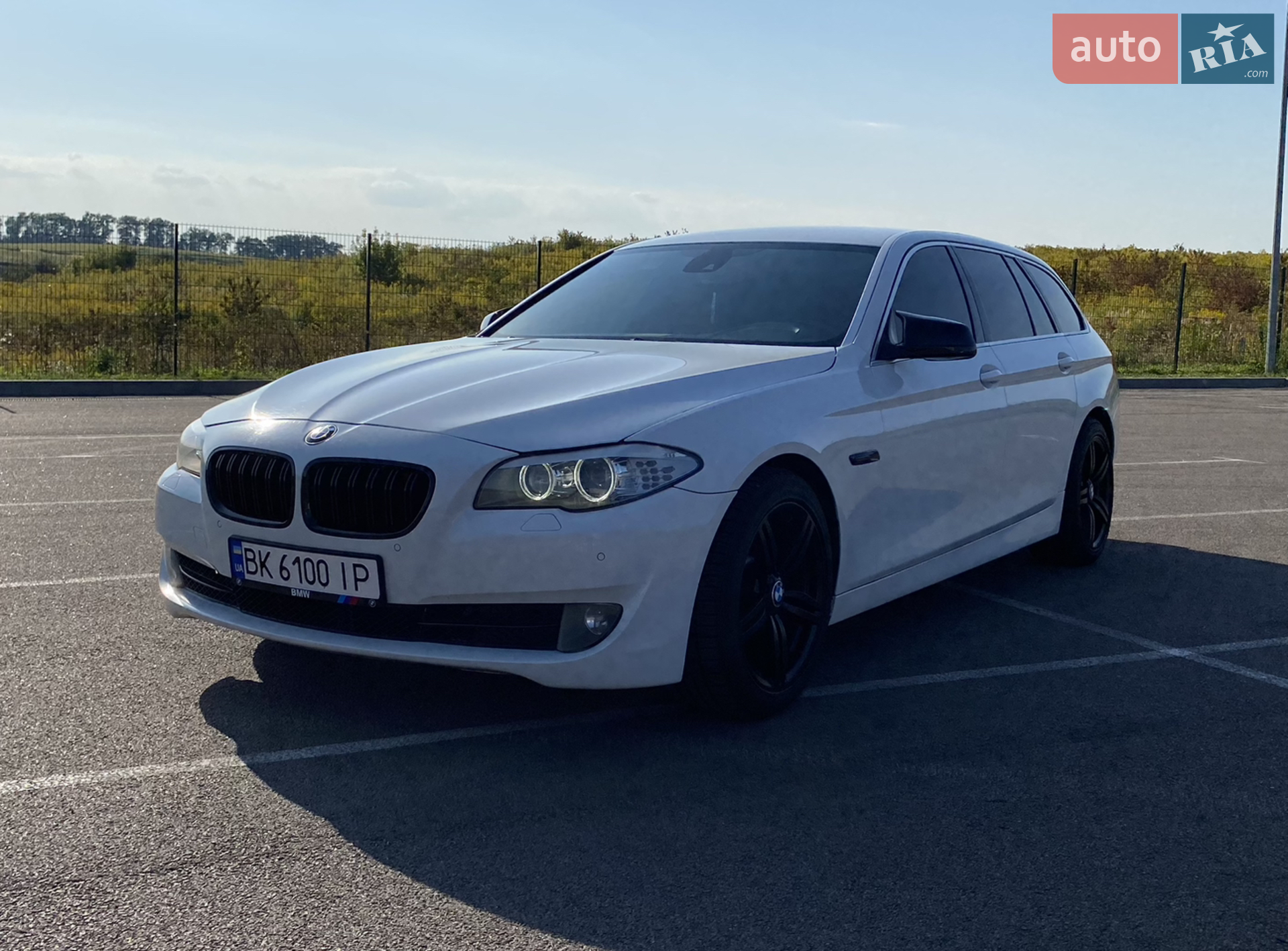 2011 BMW 5er - мініатюра 2