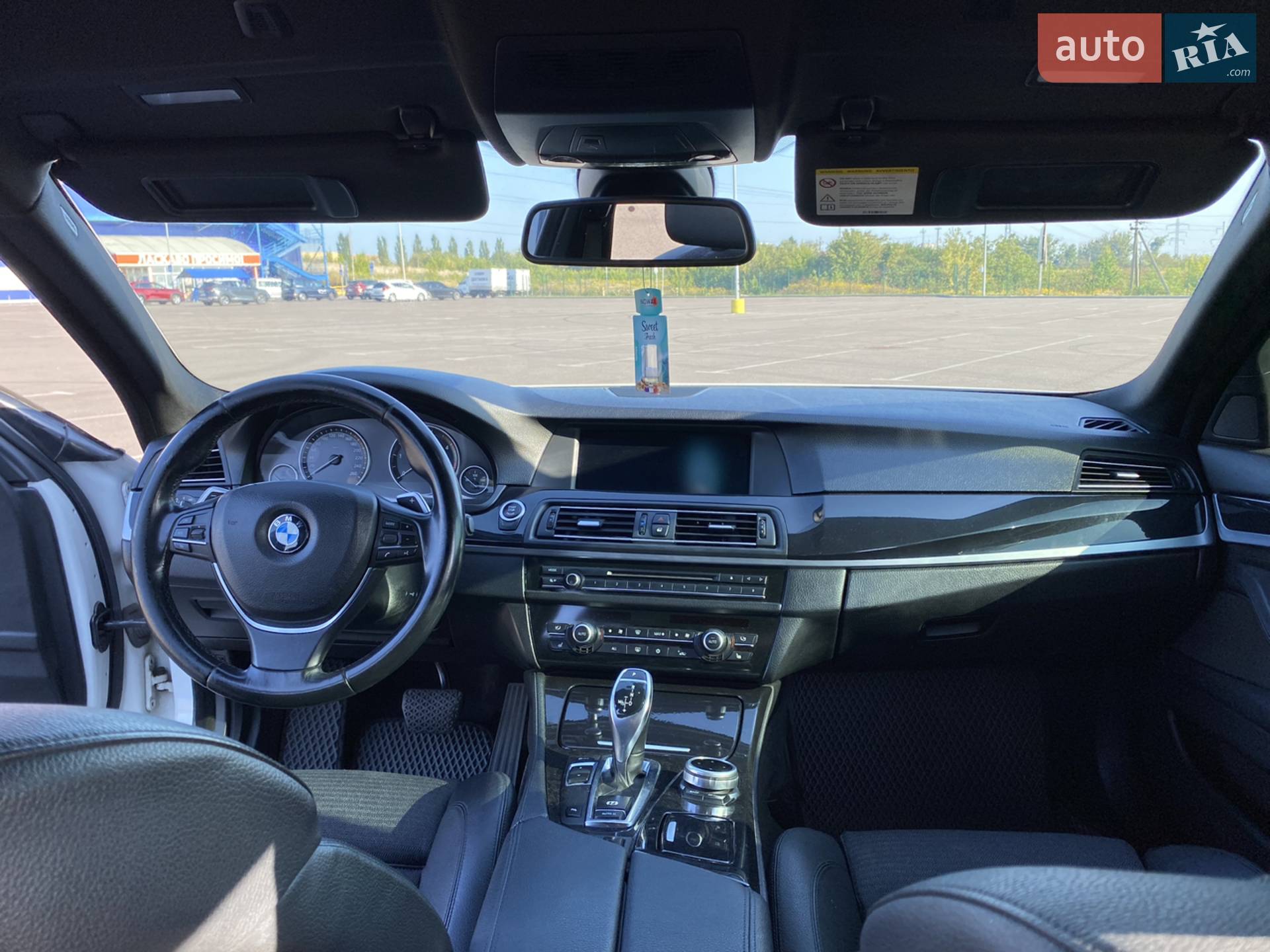 2011 BMW 5er - мініатюра 11