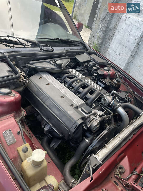 Седан BMW 5 Series 1993 в Львове