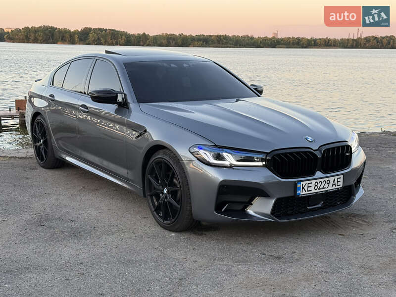 Седан BMW 5 Series 2018 в Дніпрі