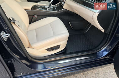 Седан BMW 5 Series 2013 в 