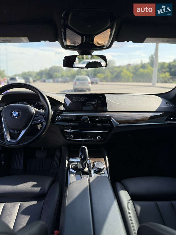 Седан BMW 5 Series 2018 в Киеве фото 37 Седан BMW 5 Series 2018 в Киеве