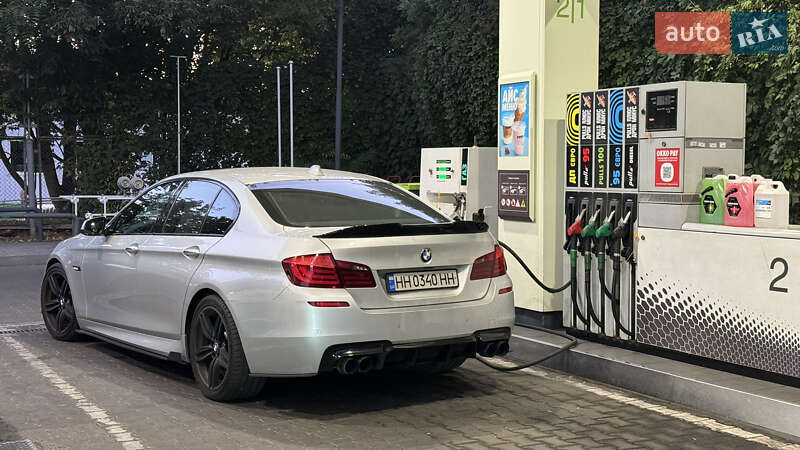 Седан BMW 5 Series 2011 в Одессе