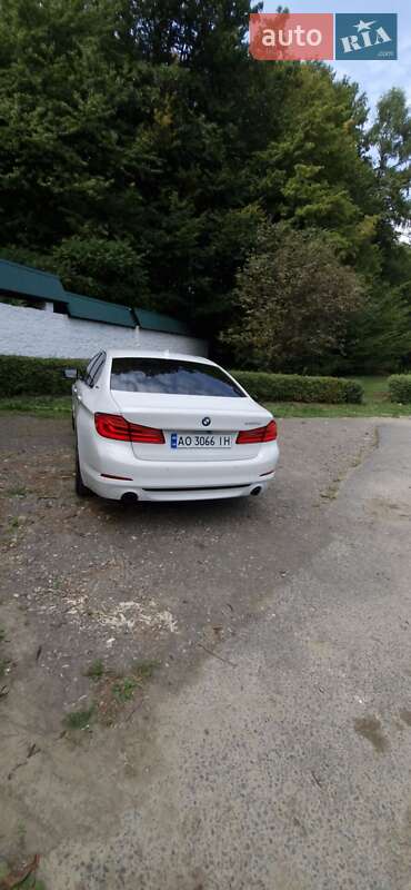 Седан BMW 5 Series 2018 в Ужгороде