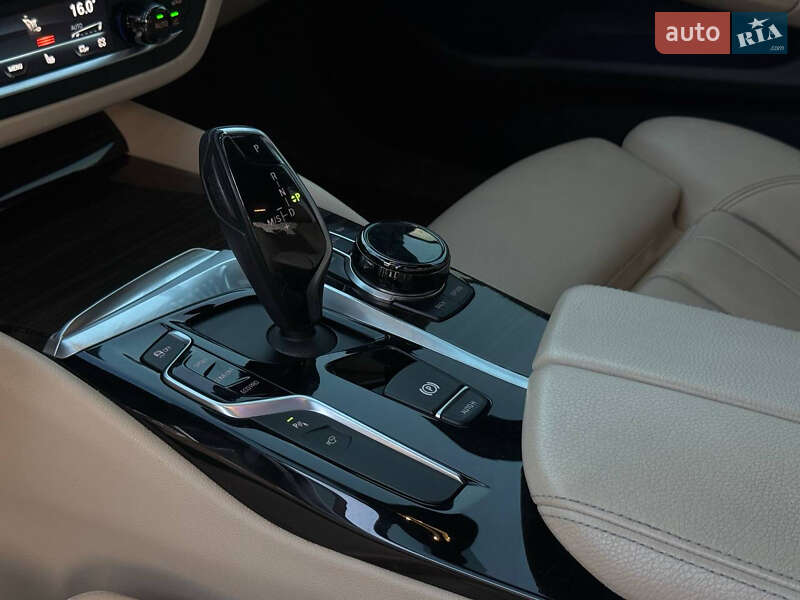 Седан BMW 5 Series 2017 в Харькове фото 33 Седан BMW 5 Series 2017 в Харькове