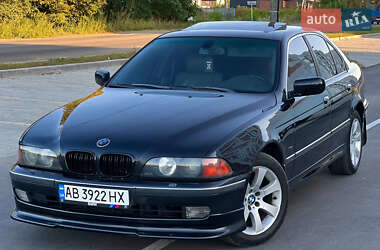 Седан BMW 5 Series 2000 в Вінниці