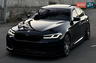 Седан BMW 5 Series 2017 в Киеве
